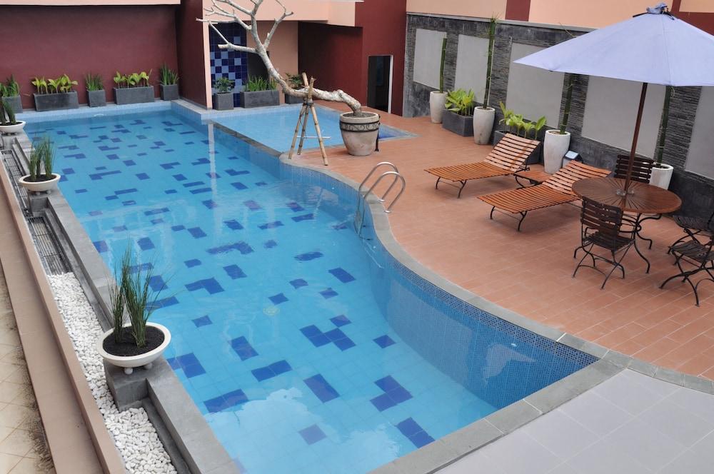 Abadi Hotel Malioboro Yogyakarta By Tritama Hospitality Exteriör bild
