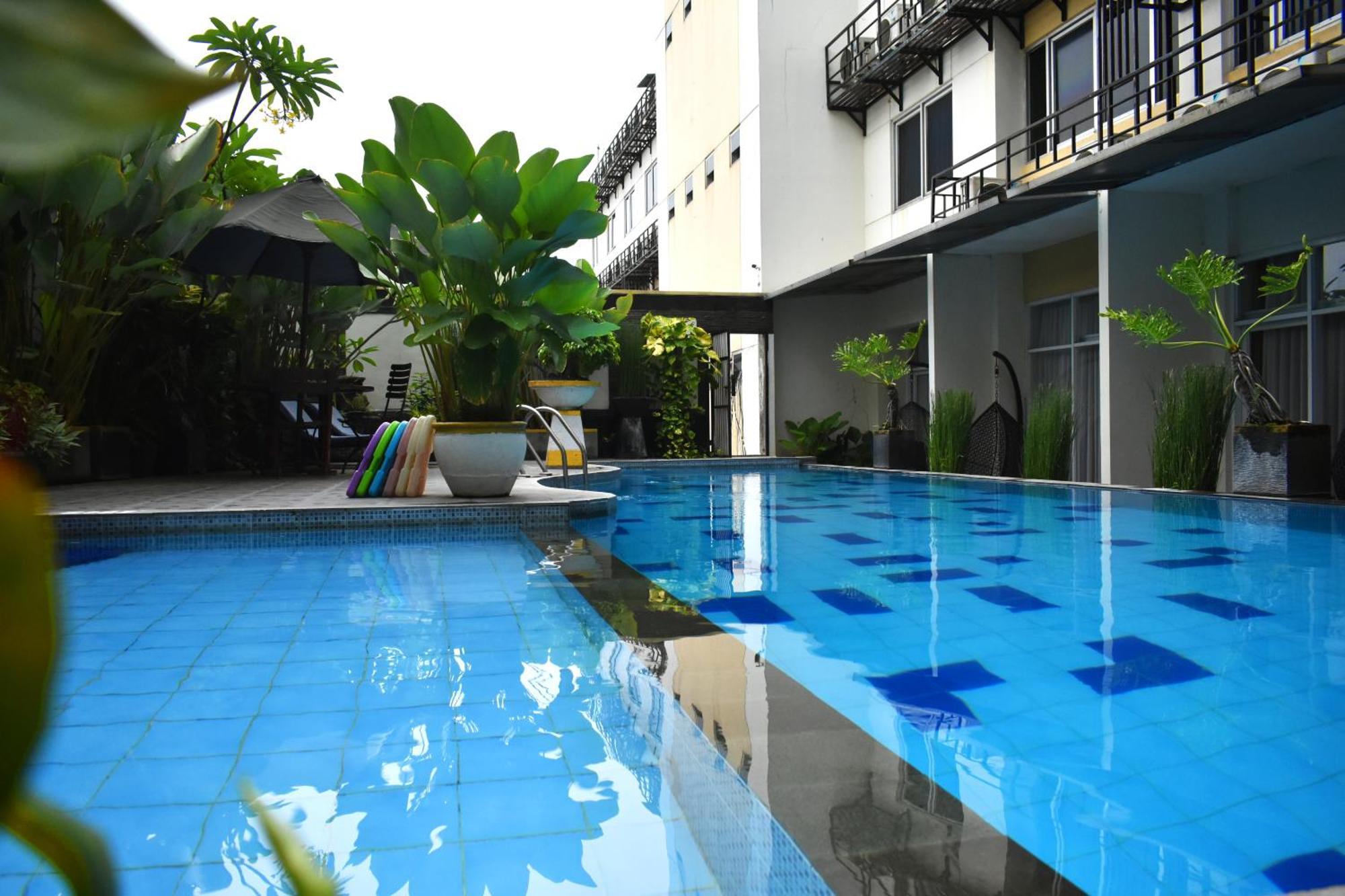 Abadi Hotel Malioboro Yogyakarta By Tritama Hospitality Exteriör bild